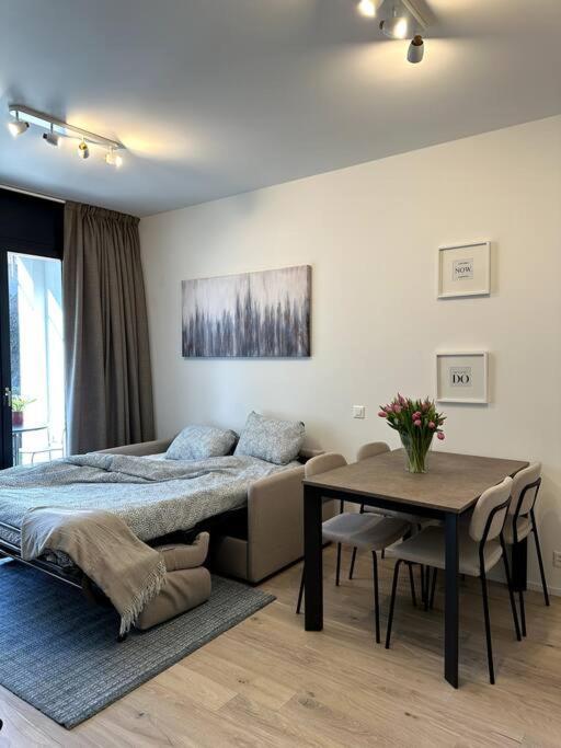 Live - Via A Riva Apartment